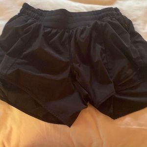 Lululemon hotty hot shorts